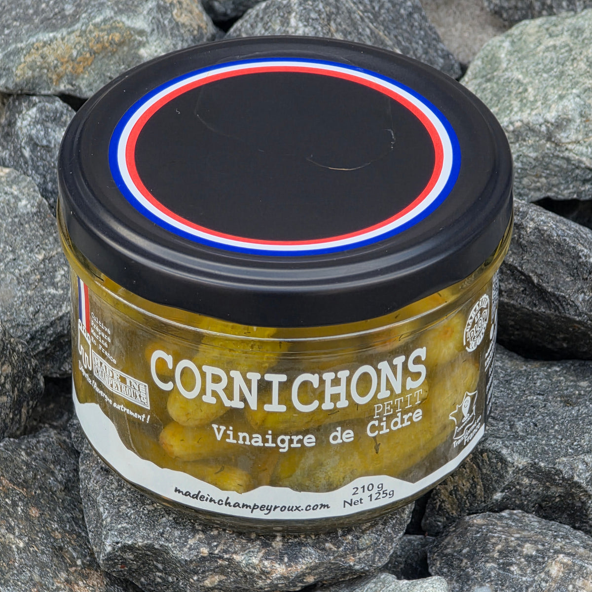 Petits cornichons d'Auvergne au vinaigre de cidre, détail - Le Picnic Français
