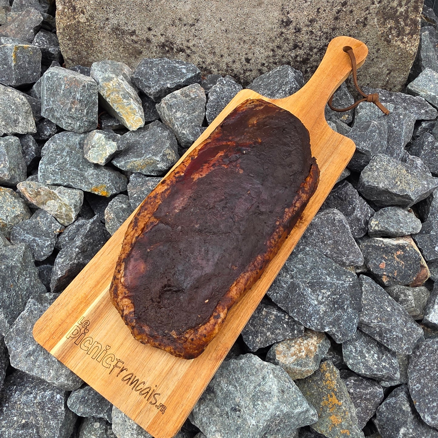 Magret de canard séché à l'ail noir de Limagne 350g – Le Picnic Français