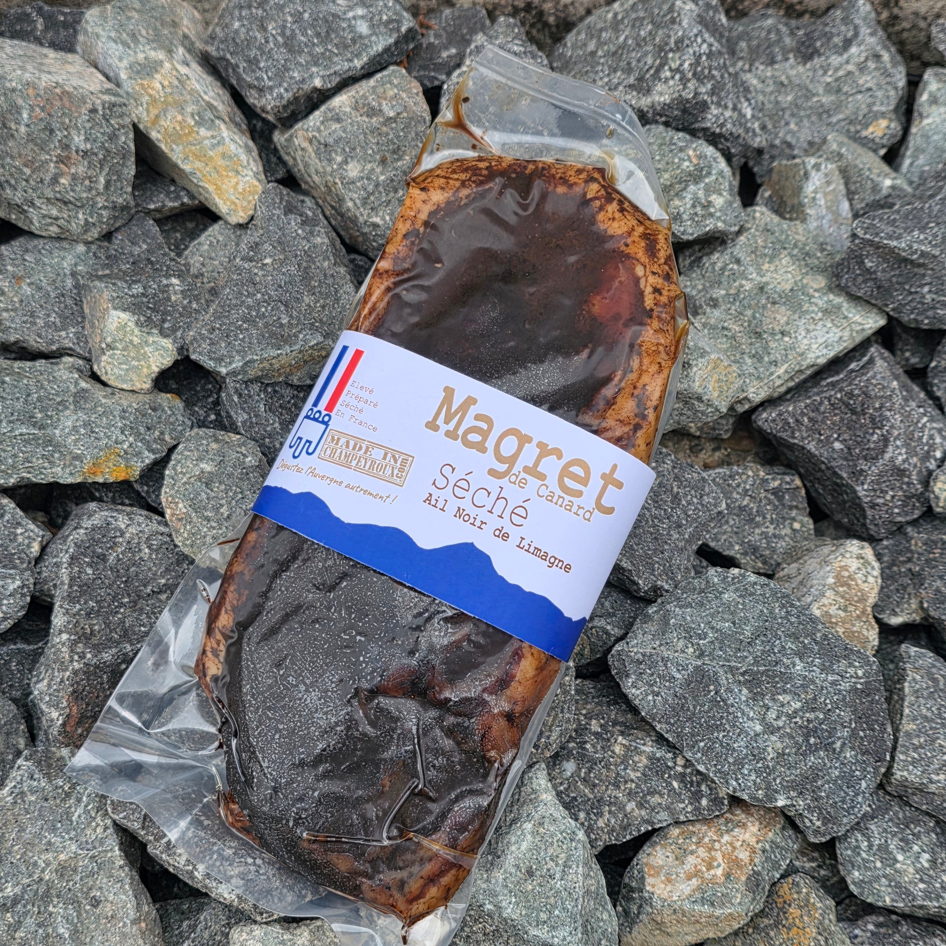 Magret de canard séché à l'ail noir de Limagne 350g – Le Picnic Français